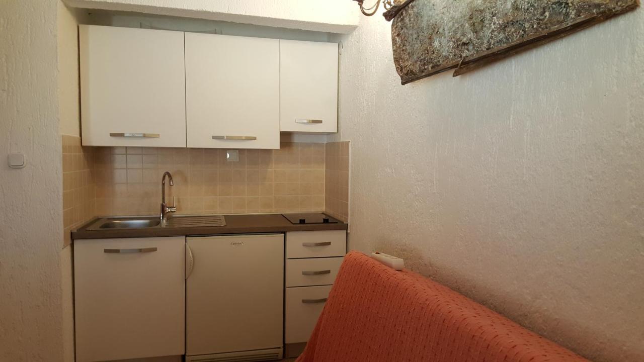 Apartment La Roza Funtana Eksteriør billede